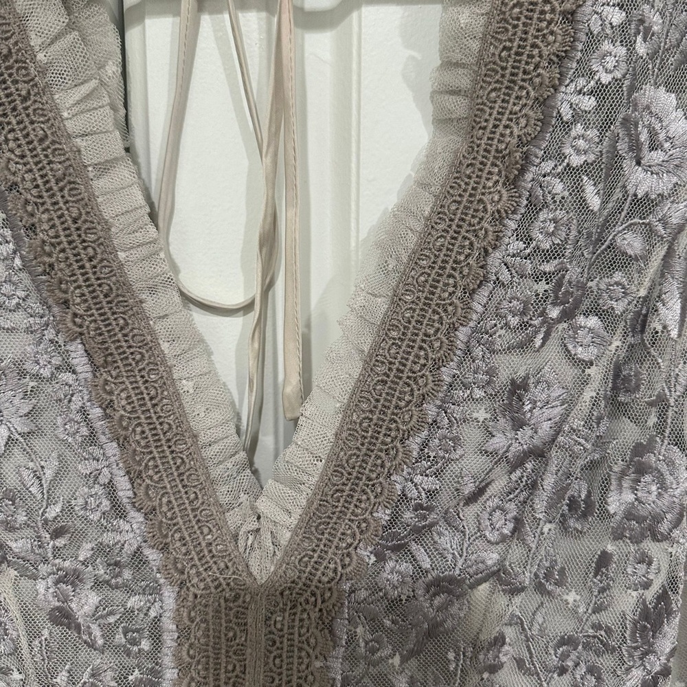 Needle and Thread Midsummer Lace Dress Size 0 - Picture 10 of 12